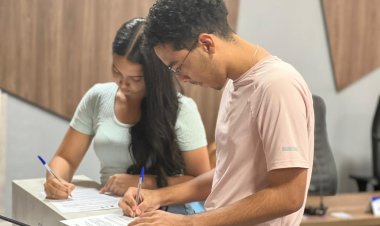 Prefeitura de Casa Nova convoca estudantes contemplados para assinatura do termo da Bolsa Universitária