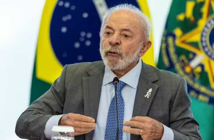 A cinco meses das eleições, Lula anuncia fim da 'taxa das blusinhas', cobrança de 20% sobre compras internacionais
