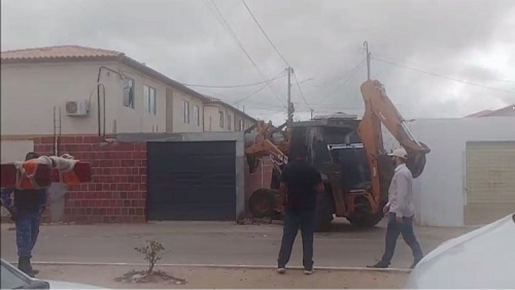A manhã desta sexta-feira (26) foi marcada por tensão e surpresa no Residencial Juazeiro I, localizado no bairro Itaberaba, em Juazeiro
